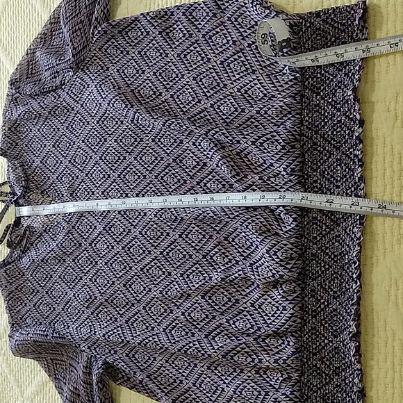 Forever 21 Beautiful Sheer Blouse - Picture 10 of 10